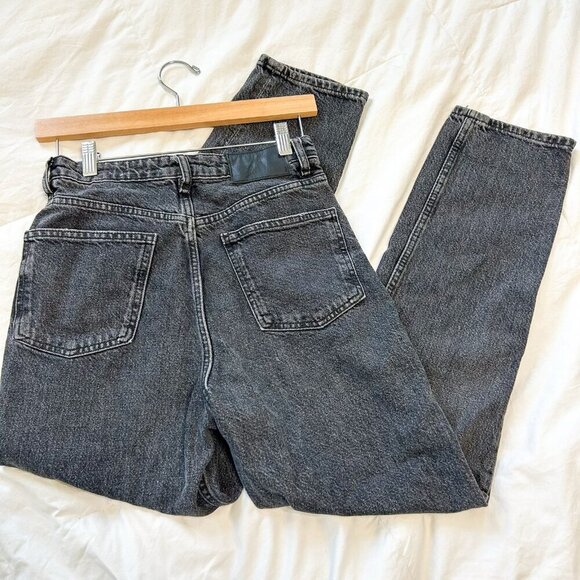 Zara 90s Mom Fit Jeans Women’s Size 4 High Rise Tapered Leg Black Wash Denim - Picture 3 of 7